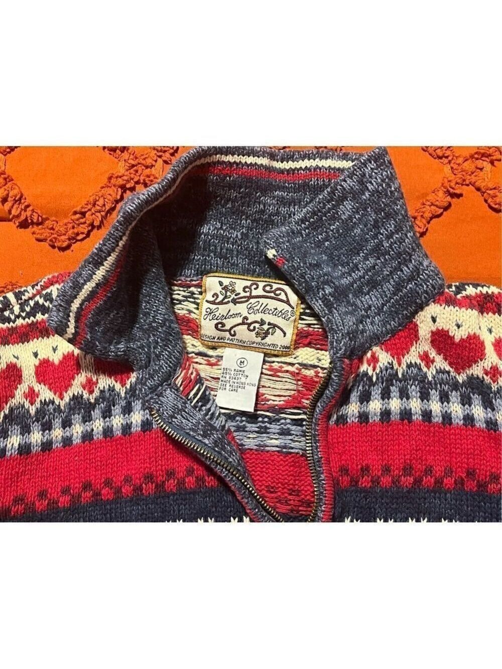 Heirloom  Collectibles sweater. Hearts, squares and diamonds. Size medium. - Picture 12 of 16